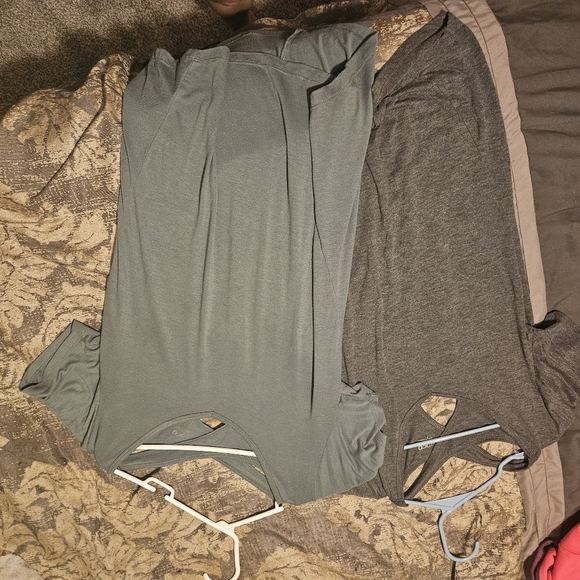 2 shirts - Picture 2 of 2